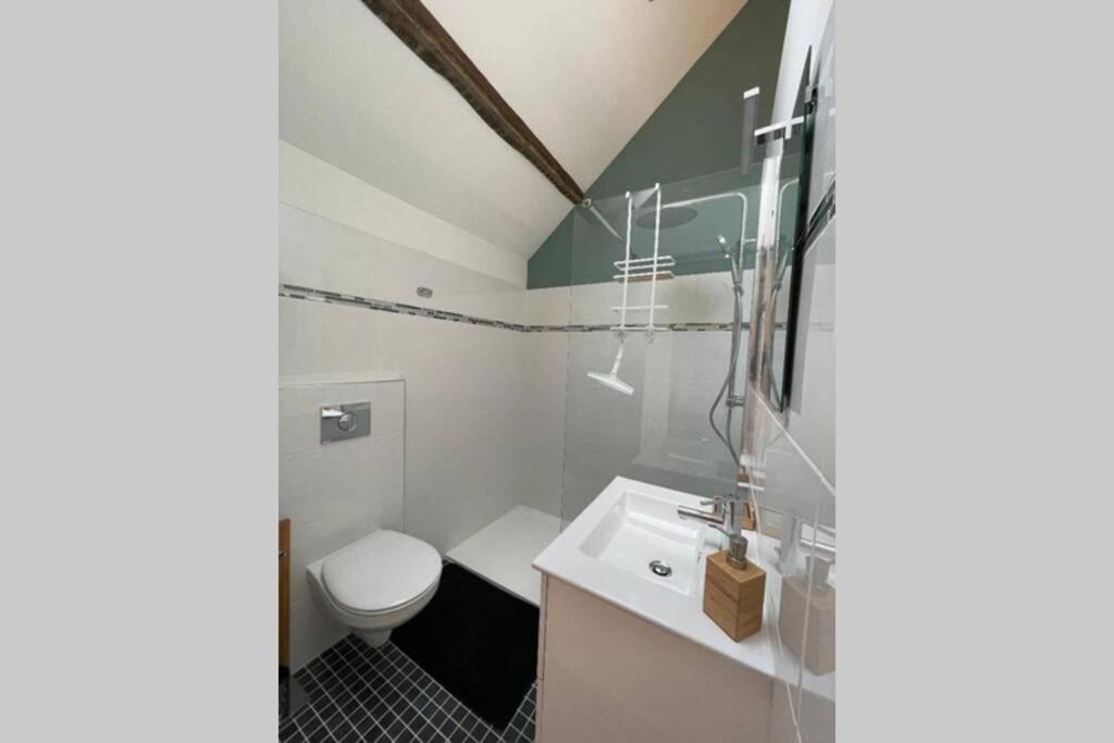 Studio indépendant 2 pers - Châtillon sur Colmont la petite gare Exterior foto